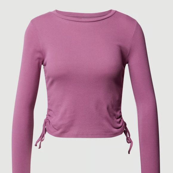Urban Outfitters BDG Ruched Long Sleeve Crop Top In Pink Size S NWT - Picture 5 of 14